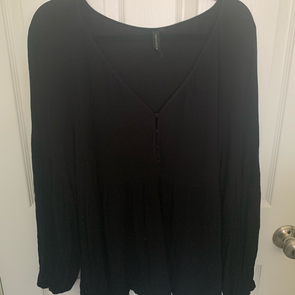 Flowy blouse size medium black